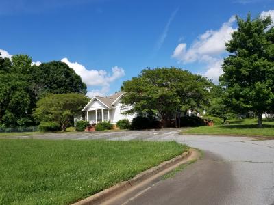 City of East Point city street arboretum