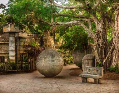 Palm Beach Zoo Mayans Plaza Palm Beach Zoo Mayans Plaza
